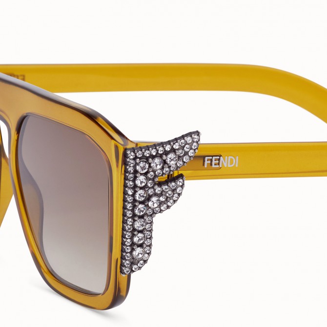 Солнцезащитные очки FENDI FREEDOM FF 0381/S